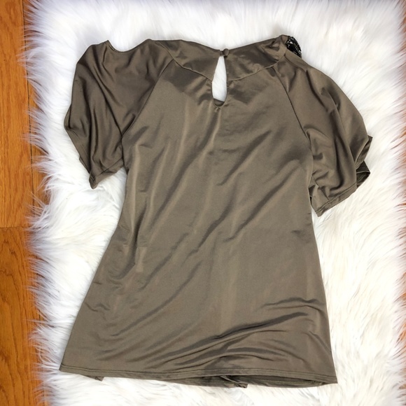 NWT Bebe Beaded Neck Cold Shoulder Top, Green, XS - Picture 6 of 7